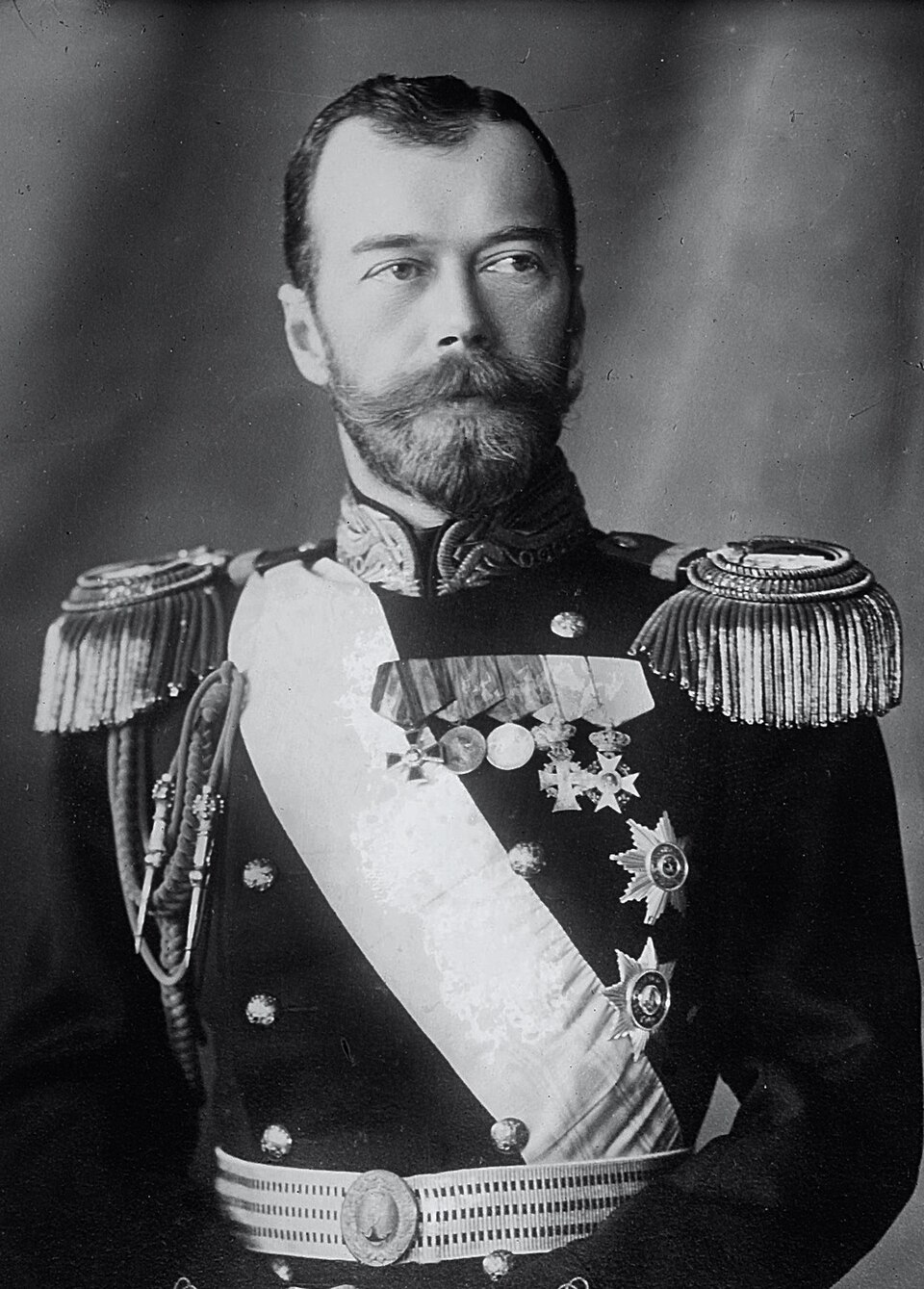 Николай II (1868–1918), последний российский император